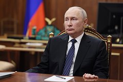 Путин предупредил о стремлении некоторых расшатать власть в странах СНГ